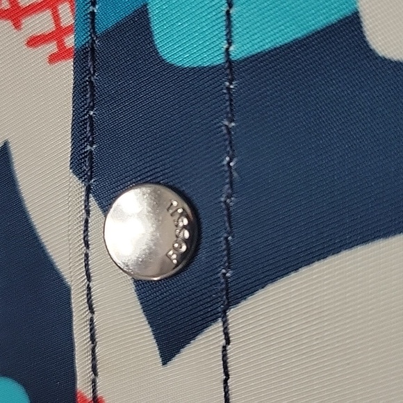 Fossil Keyper Floral Wristlet - Picture 3 of 9